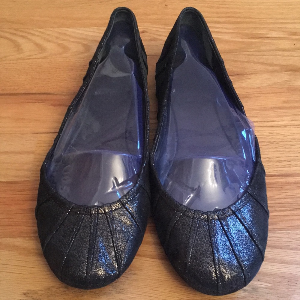 Black metallic pleated Nine West ballet flats size 10